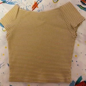 Brandy Melville stripped off the shoulder top